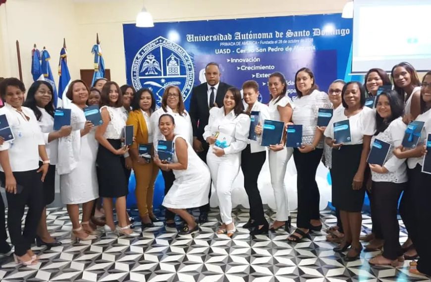 Lanzamiento Gu&iacute;a F&aacute;rmaco-Terap&eacute;utica de los centros hospitalarios del SRESTE