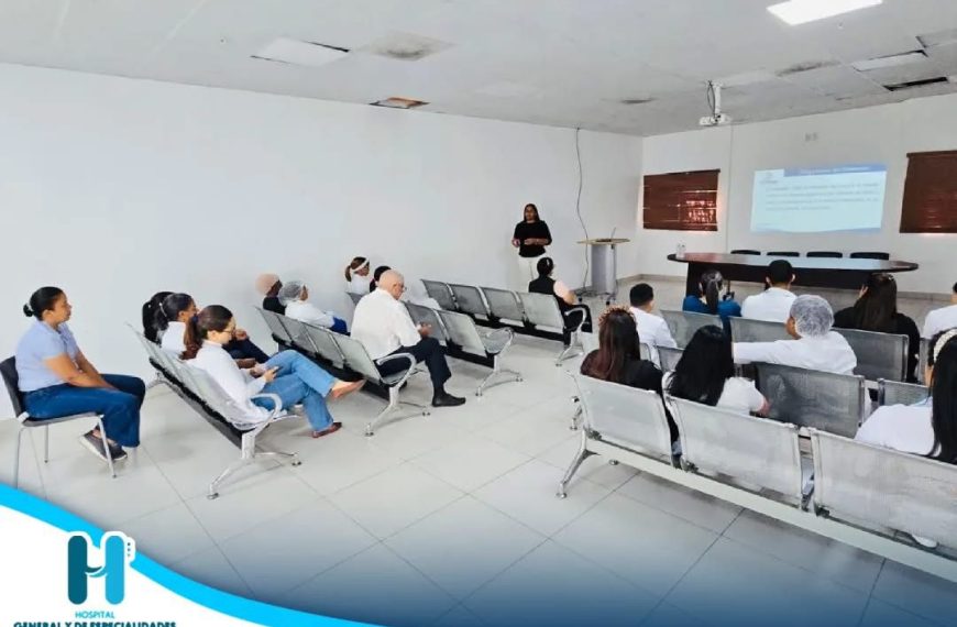 IDOPRIL imparte charla sobre salud ocupacional